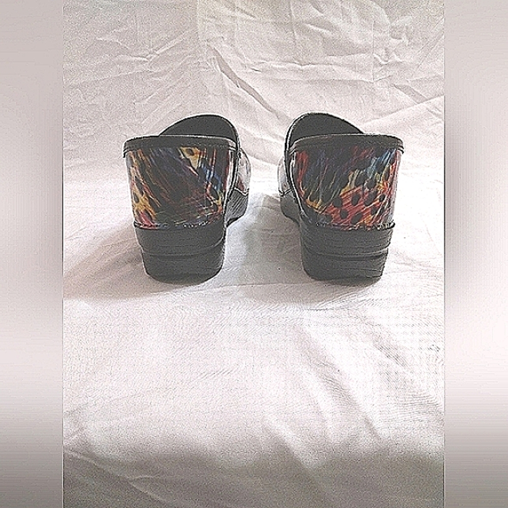 Dansko Women's Clog Mule Size 39 Multicolor Comfort Shoe - Picture 3 of 7